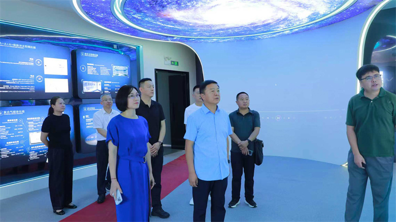 张龙率队赴外精准招商 聚焦新兴产业深化项目对接 新兴能源技术研发